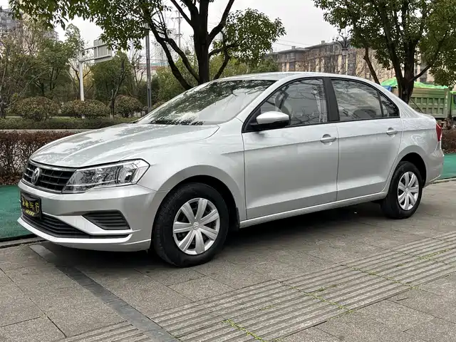 VOLKSWAGEN JETTA 2019