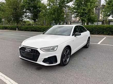 奥迪A4L 2023款 40 TFSI 时尚动感型