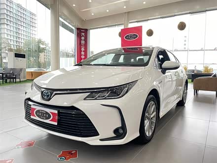 卡罗拉 2021款 双擎 1.8L E-CVT精英版