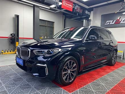 宝马X5 2022款 改款 xDrive 30Li M运动套装