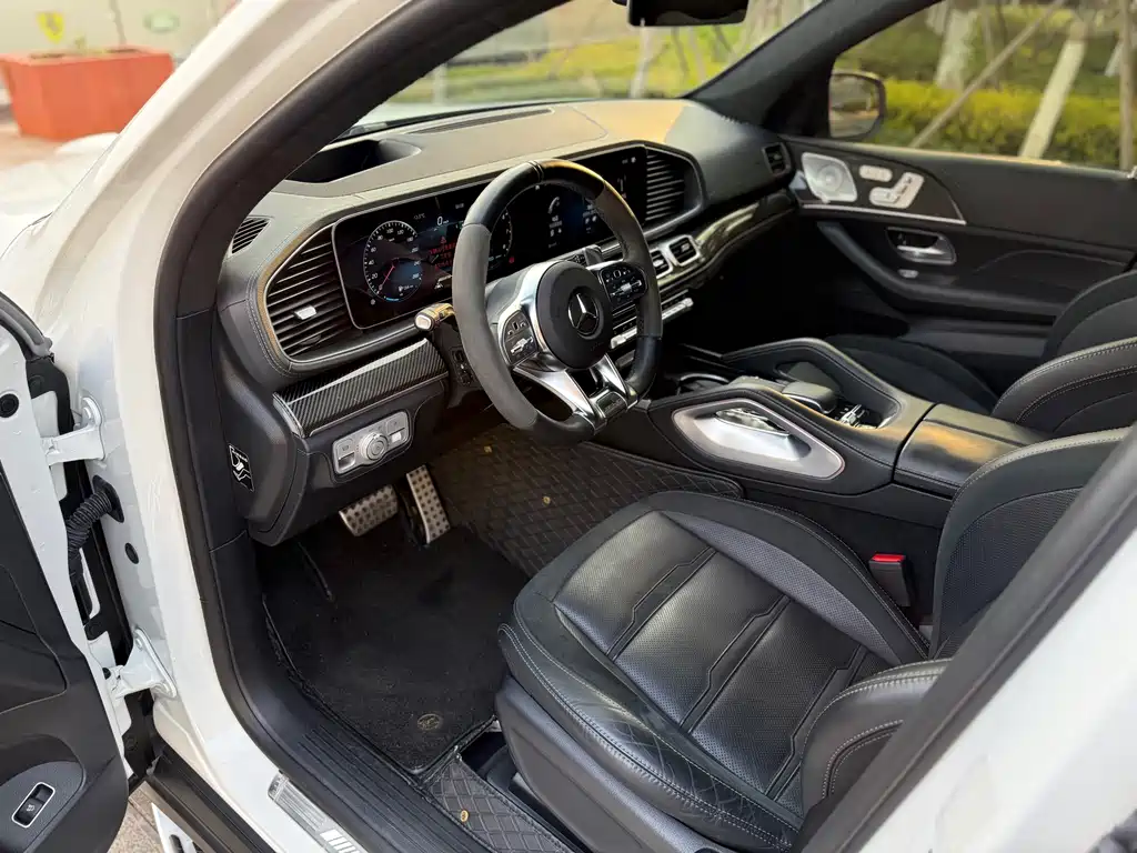 MERCEDES-BENZ GLE AMG