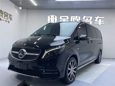 奔驰V级 2022款 V 260 L 长轴距豪华版