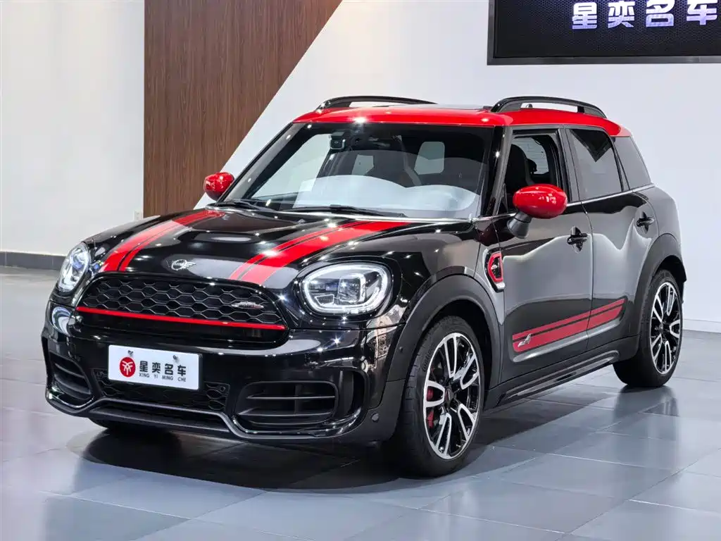 MINI JCW COUNTRYMAN