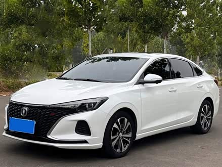 逸动 2021款 PLUS 蓝鲸NE 1.4T GDI DCT尊贵型