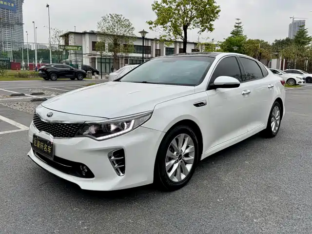 KIA  K5 2018