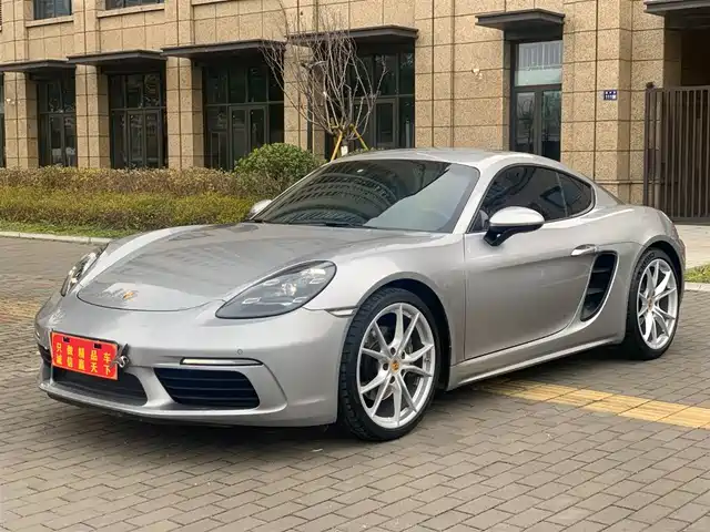 PORSCHE  718