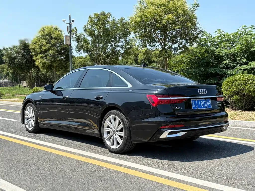 AUDI  A6L