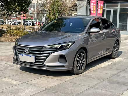 逸动 2020款 PLUS 百万版 1.6L GDI CVT豪华型