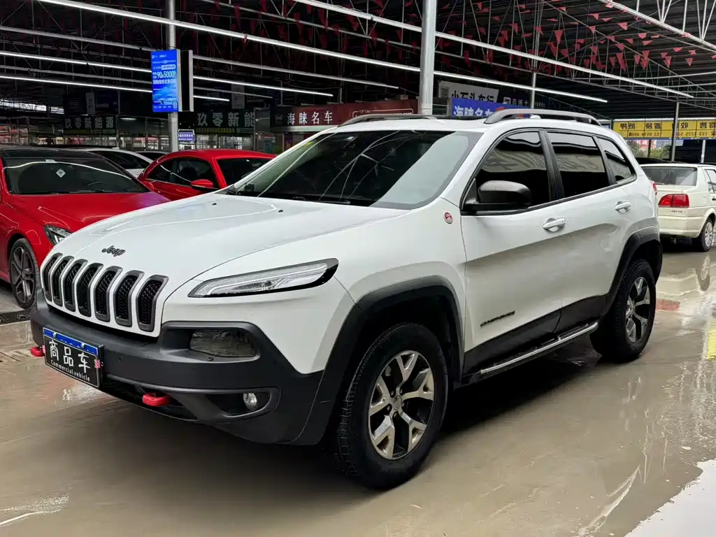 Jeep Cherokee (Import) 2016