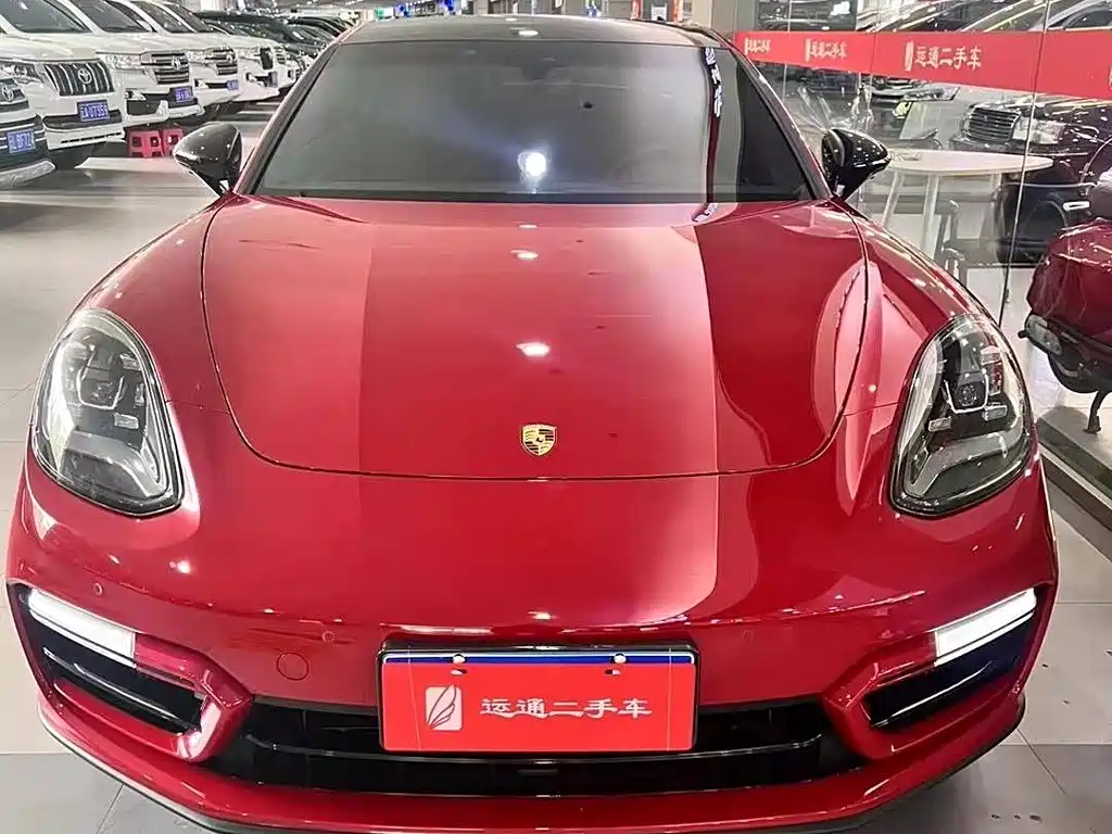 Porsche Panamera 2023
