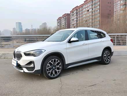 宝马X1 2022款 改款 xDrive25Li 尊享型