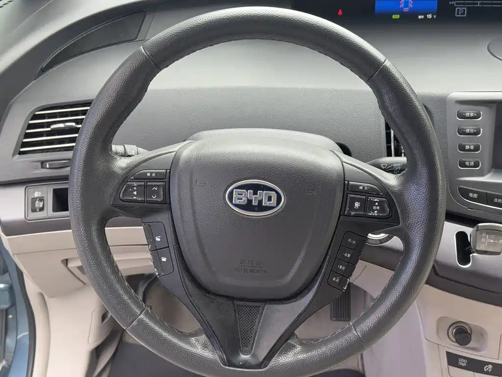 BYD e6 — миниатюра 17