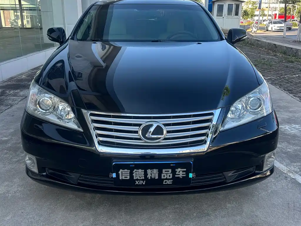 Lexus ES 2011