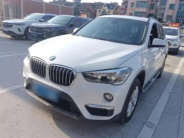 BMW  X1 2019
