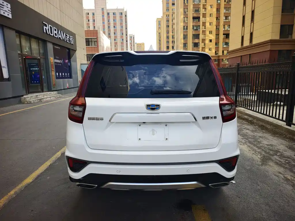 GEELY AUTOMOBILE VISION X6