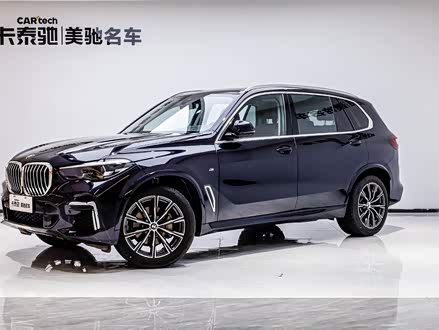 宝马X5 2022款 改款 xDrive 30Li M运动套装
