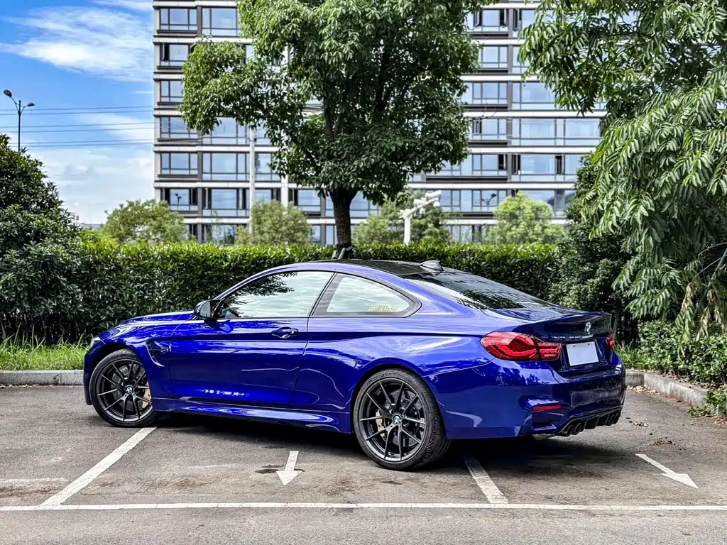BMW M4