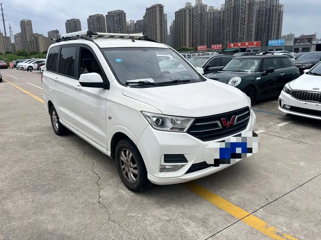 Wuling Hongguang 2019 1.5L S Comfort Type China VI LAR