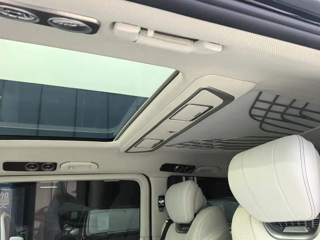 MERCEDES-BENZ V CLASS