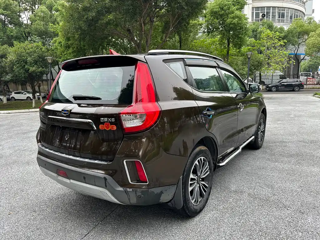 GEELY AUTOMOBILE VISION X6