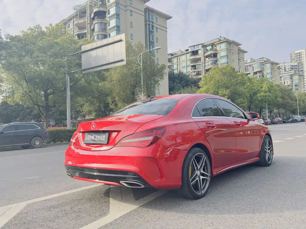 MERCEDES-BENZ  CLA