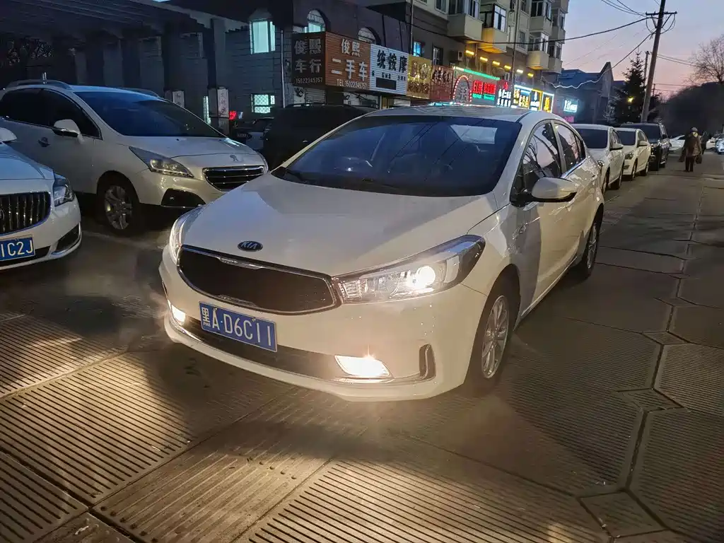 KIA K3