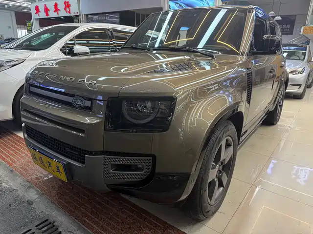 LAND ROVER  DEFENDER