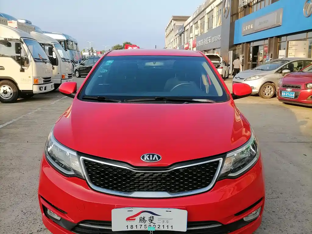 KIA  K2
