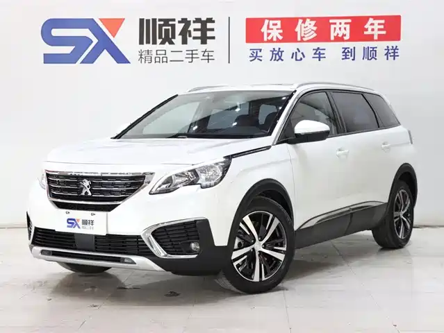 PEUGEOT  5008