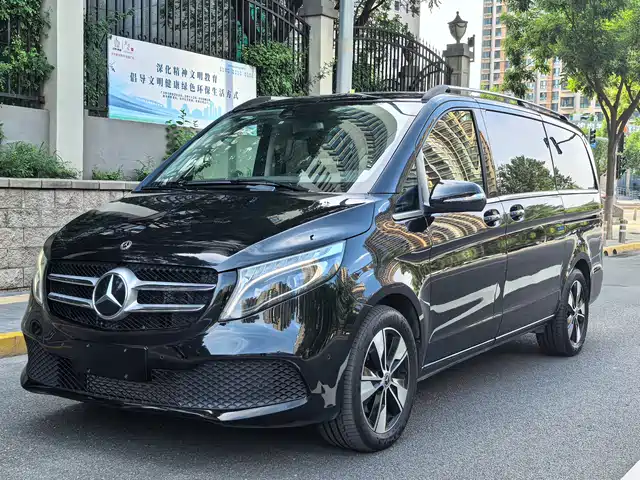 MERCEDES-BENZ V CLASS