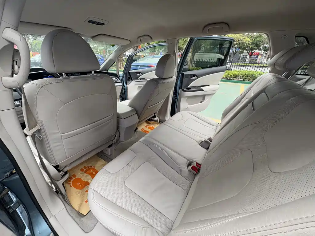 BYD e6 — миниатюра 20
