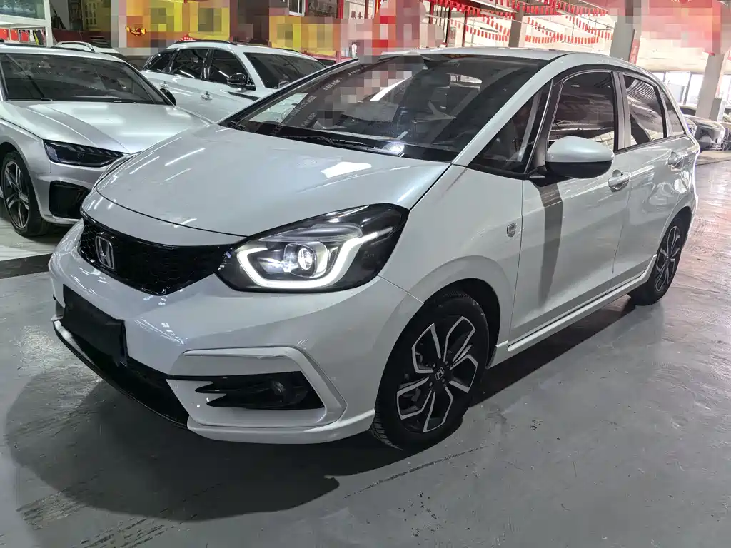Модель LIFE 2021 года, 1.5L CVT灵动版 SPO-SS 13000 km 2021