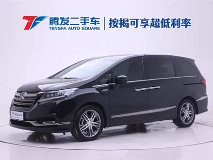 艾力绅 2019款 2.0L 混动豪华版
