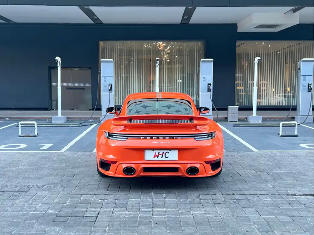 Porsche 911 2021 Turbo S 3.7T 20
