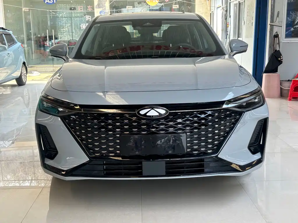 CHERY FENGYUN A8