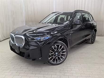 宝马X5 2023款 xDrive 40Li M运动曜夜套装