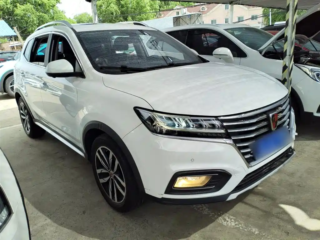 ROEWE  RX5
