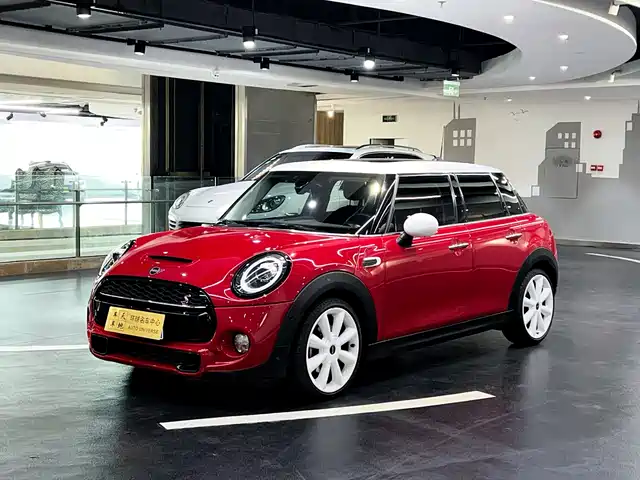 MINI  2019