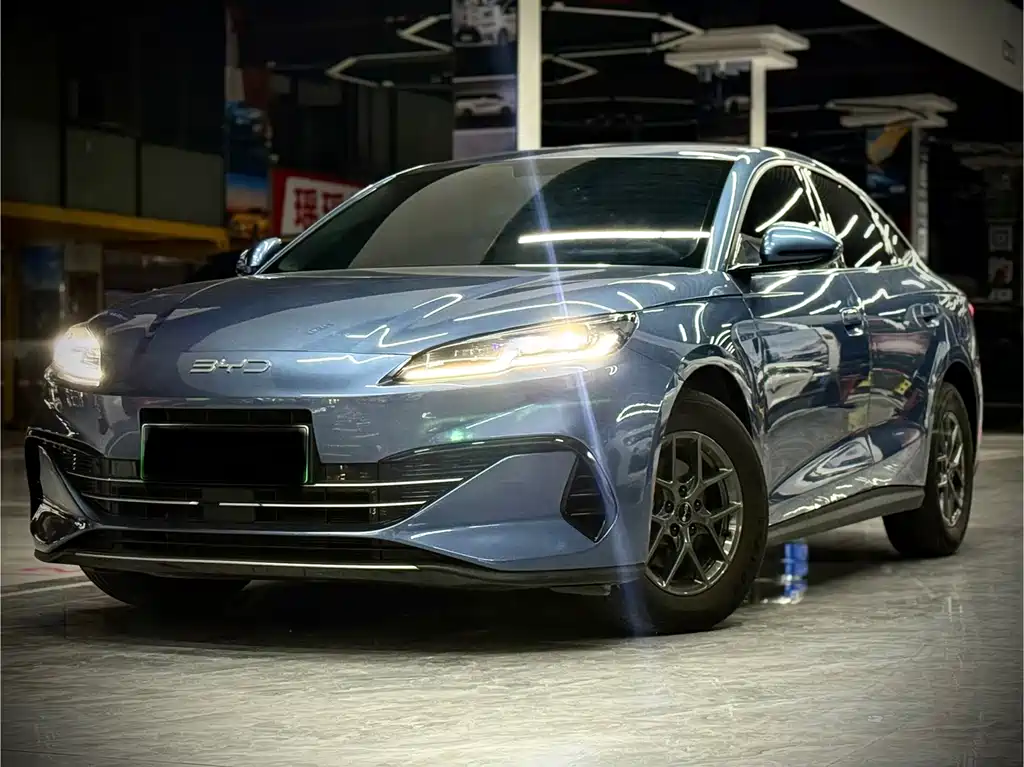 Тюлень06 новой энергетики 2024 г.в. DM-i 80КМ люкс-версия 20000 km 2024
