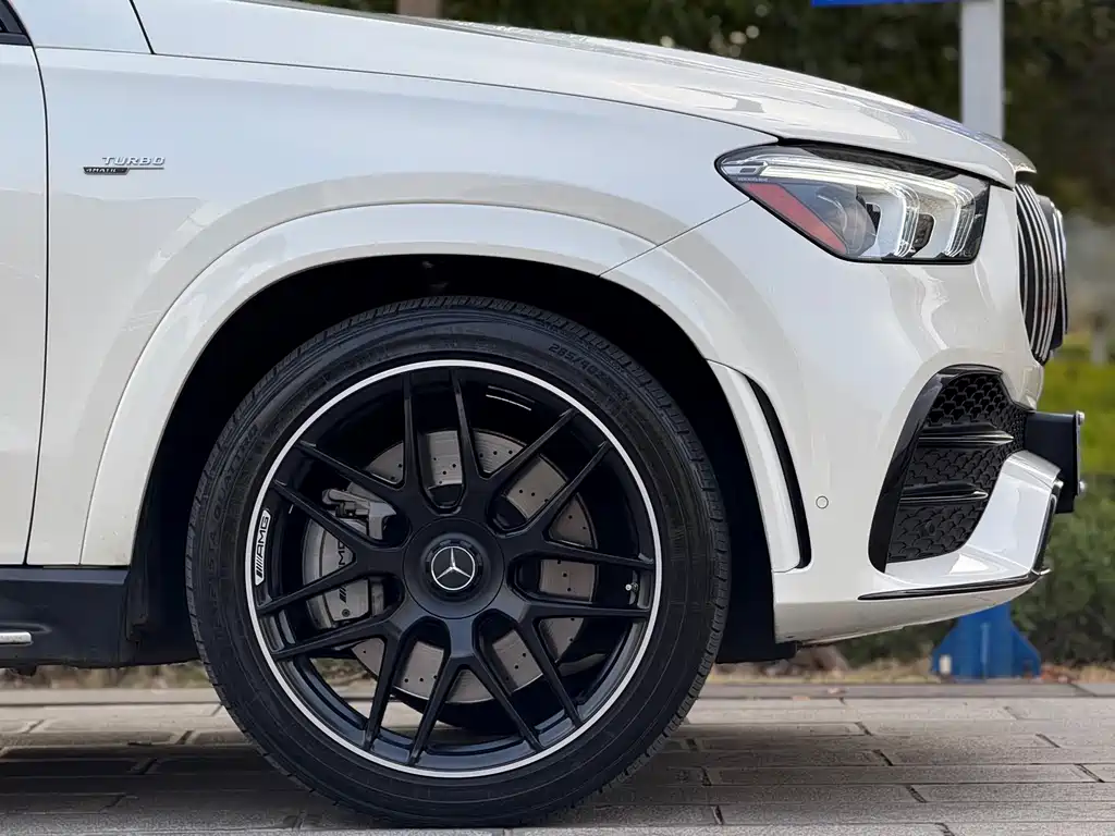 MERCEDES-BENZ GLE AMG