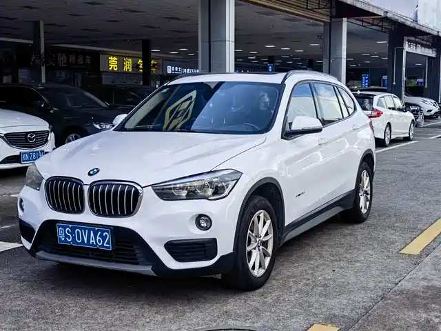 BMW  X1 2017