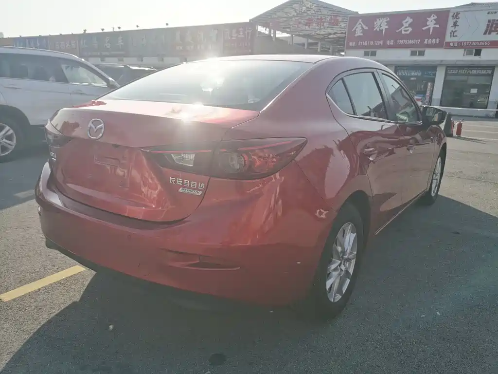 MAZDA  3 ANGKESAILA