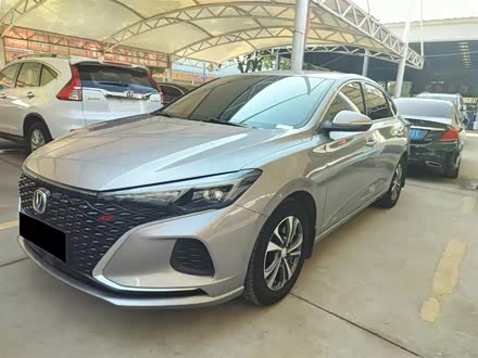 逸动 2020款 PLUS 蓝鲸NE 1.4T GDI DCT尊贵型