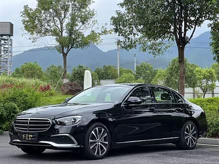 奔驰E级新能源 2021款 E 350 e L 插电式混合动力轿车
