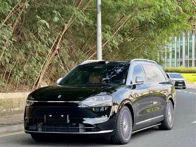 HONGMENG ZHIXING ASK THE WORLD M9 2025