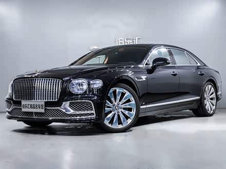 飞驰 2021款 4.0T V8 标准版