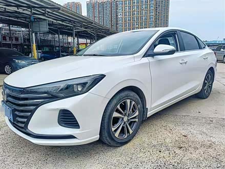逸动 2020款 PLUS 百万版 1.6L GDI CVT豪华型