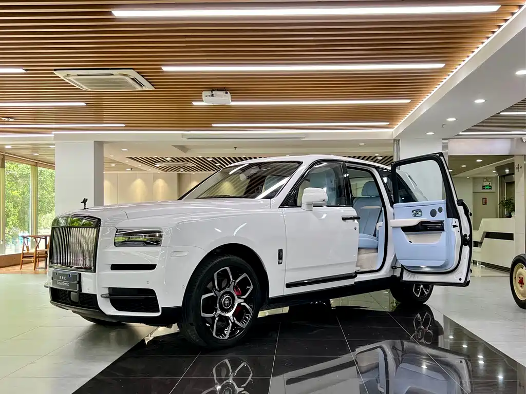 ROLLS-ROYCE CULLINAN