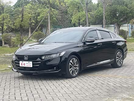 雅阁 2022款 锐·混动 2.0L 锐领版
