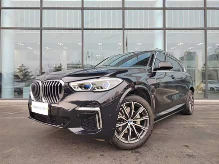 宝马X5 2022款 xDrive 30Li 尊享型M运动套装